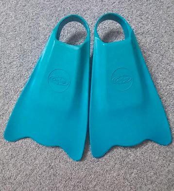 Bodyboard Flippers maat L beschikbaar voor biedingen
