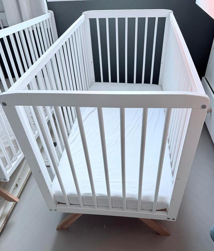 Prenatal ledikant 60x120 + ikea matras + beschermer +3 laken, Kinderen en Baby's, Babywiegjes en Ledikanten, Gebruikt, Ledikant