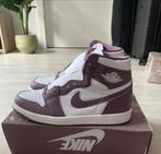 Nike Air Jordan 1 Retro High OG Maat: 44/10 Nieuw Origineel, Ophalen of Verzenden, Zo goed als nieuw, Overige kleuren