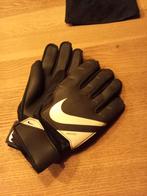 Nike Keepershandschoenen - 1x Gebruikt, Sport en Fitness, Voetbal, Ophalen, Zo goed als nieuw, Handschoenen