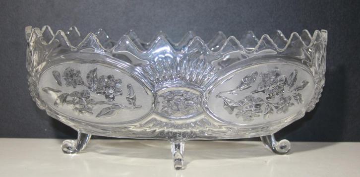 Prachtige ovale Boheemse kristallen schaal op pootjes, Antiek en Kunst, Antiek | Glas en Kristal, Ophalen
