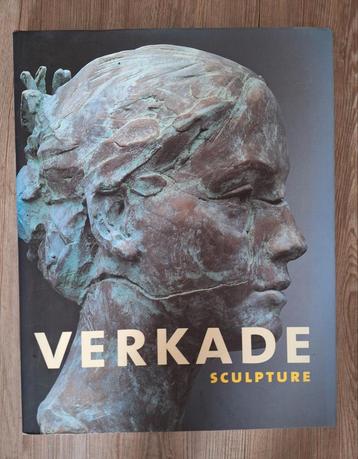 Kees Verkade boek Sculpture met zijn signatuur. beschikbaar voor biedingen