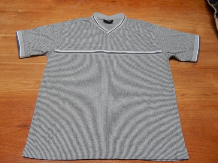 Ruim vallend XinYan sportswear heren shirt grijs XL, Kleding | Heren, T-shirts, Zo goed als nieuw, Maat 56/58 (XL), Grijs, Ophalen of Verzenden