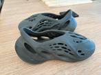 Yeezy Foam Runner maat 40 - Zo goed als nieuw!, Kleding | Heren, Schoenen, Ophalen of Verzenden, Zo goed als nieuw, Slippers
