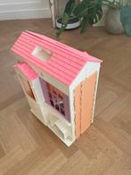Barbieshuis, Kinderen en Baby's, Speelgoed | Poppenhuizen, Ophalen of Verzenden, Zo goed als nieuw