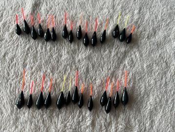 adv 332 /  NIEUW set 28 dobbers MILO beschikbaar voor biedingen