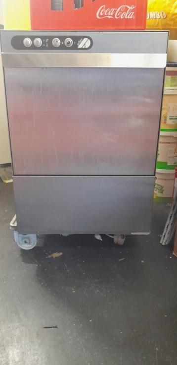 Horeca materialen en machine's beschikbaar voor biedingen