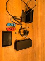 Nintendo Switch, Spelcomputers en Games, Spelcomputers | Nintendo Switch, Ophalen of Verzenden, Zo goed als nieuw, Met 2 controllers