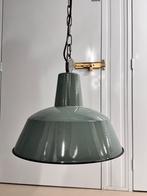 Industriële Hanglamp, Ophalen