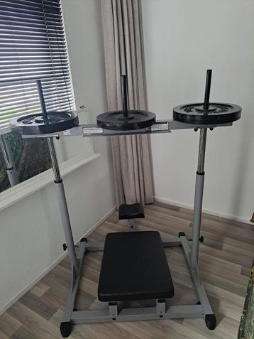 Prachtige Leg Press met 80KG gietijzeren schijven beschikbaar voor biedingen