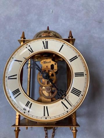 Franz Hermle skeletklok met slinger  beschikbaar voor biedingen