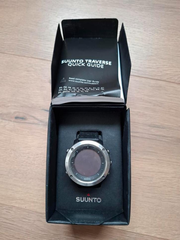 Suunto Traverse Black - Outdoor Horloge, Sieraden, Tassen en Uiterlijk, Smartwatches, Gebruikt, Android, Zwart, Afstand, GPS, Hoogte