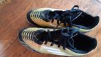 Voetbalschoenen  5,5, Sport en Fitness, Tennis, L00, Schoenen, Zo goed als nieuw, Ophalen