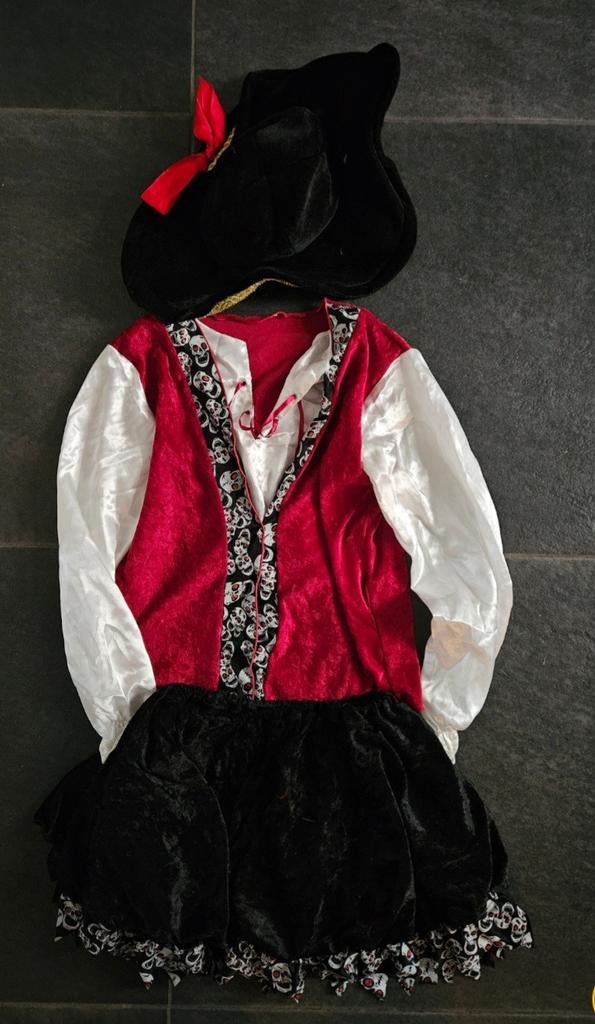 Carnaval verkleden vastelovendj piraat maat M, Ophalen of Verzenden, Zo goed als nieuw, Maat 38/40 (M), Carnaval