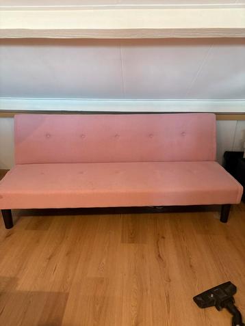 Roze slaapbank