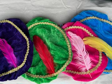 Pietenmuts met naam beschikbaar voor biedingen