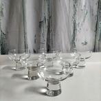 Vintage cocktail/dessert glazen op voet uit de jaren 70., Glas of Glazen, Ophalen of Verzenden, Overige stijlen, Glas