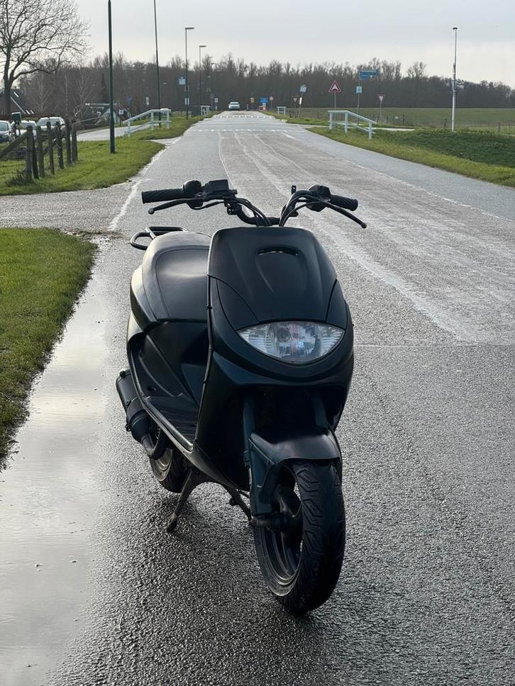 Scooter vivacity, Fietsen en Brommers, Scooters | Peugeot, Zo goed als nieuw, Vivacity, Ophalen