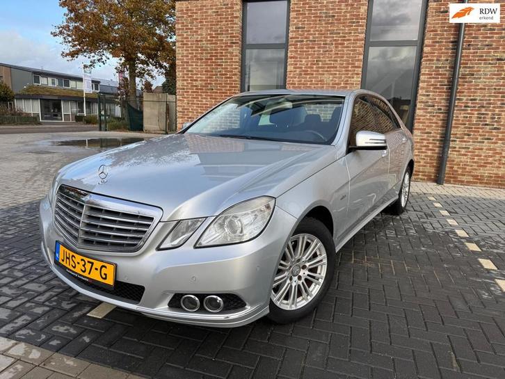 Mercedes-Benz E-klasse 220 CDI, Auto's, Mercedes-Benz, Bedrijf, Te koop, E-Klasse, Airbags, Airconditioning, Centrale vergrendeling