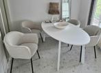 Nieuwstaat vier boucle teddy stoelen met armleuning Westwing, Huis en Inrichting, Ophalen, Zo goed als nieuw, VT Wonen Loft, Vier