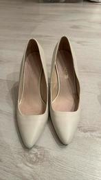 Bruidsschoenen pumps sleehak wit, Schoenen, Gedragen, Ophalen of Verzenden, Wit