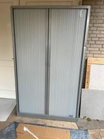 Roldeurkast (beschadigd), Ophalen, Gebruikt, 100 tot 150 cm, Meerdere deuren