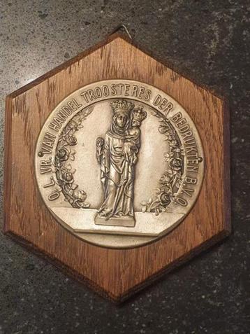 onze lieve vrouw van handel Troosteres der Bedrukten b v  beschikbaar voor biedingen