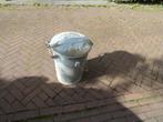 Zinken vuilnisbak gemeente Amsterdam6, Ophalen, Huis en Inrichting