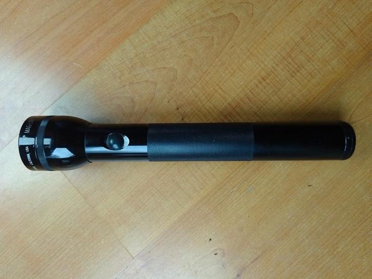 Maglite 32 cm 3x D cell incl. Oplaadbare batterijen, Caravans en Kamperen, Zaklampen, Gebruikt, Batterij, Ophalen of Verzenden