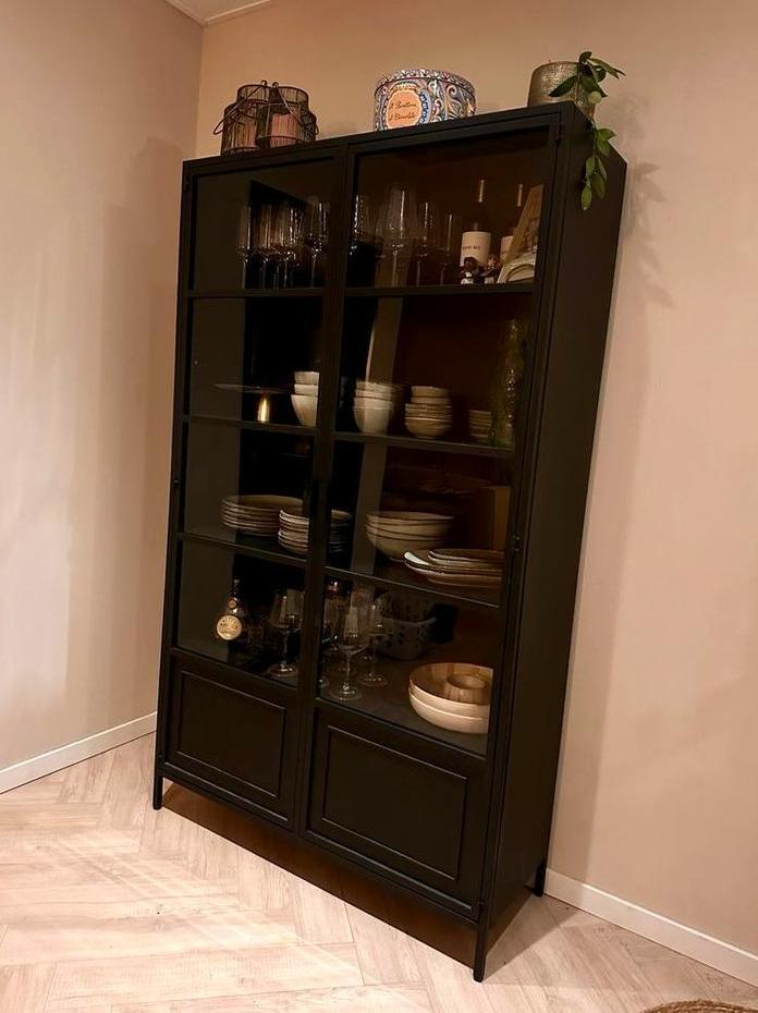 Woood vitrinekast/buffetkast, Huis en Inrichting, Kasten | Vitrinekasten, Zo goed als nieuw, 150 tot 200 cm, 100 tot 150 cm, 25 tot 50 cm