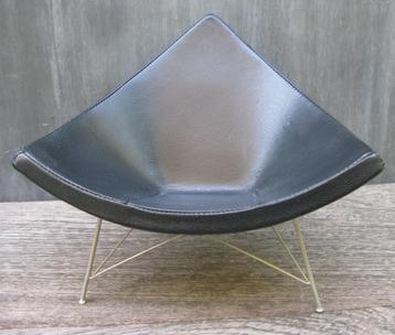 VITRA MINIATUUR " COCONUT CHAIR" beschikbaar voor biedingen