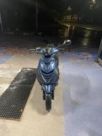 Piaggio zip 50cc 4t, Fietsen en Brommers, Scooters | Piaggio, Ophalen, Zip, Zo goed als nieuw, Benzine
