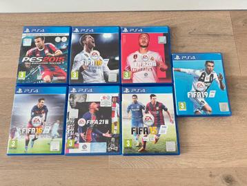 7x FIFA en PES Playstation 4 games beschikbaar voor biedingen