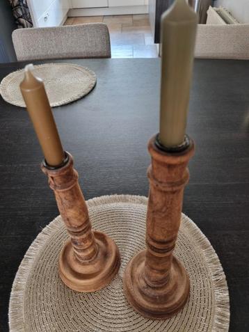 Houten Kandelaars - Set van 2 beschikbaar voor biedingen