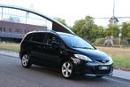 Mazda 5 2.0 107kW 145Pk Aut 7-Persoons 1e eigenaar YoungTime, Auto's, Mazda, Gebruikt, Zwart, 7 stoelen, Zwart