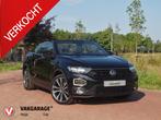 Volkswagen T-Roc 150PK 2X R-Line Black Style | Cabrio | Virt, 15 km/l, Euro 6, 4 cilinders, 4 stoelen