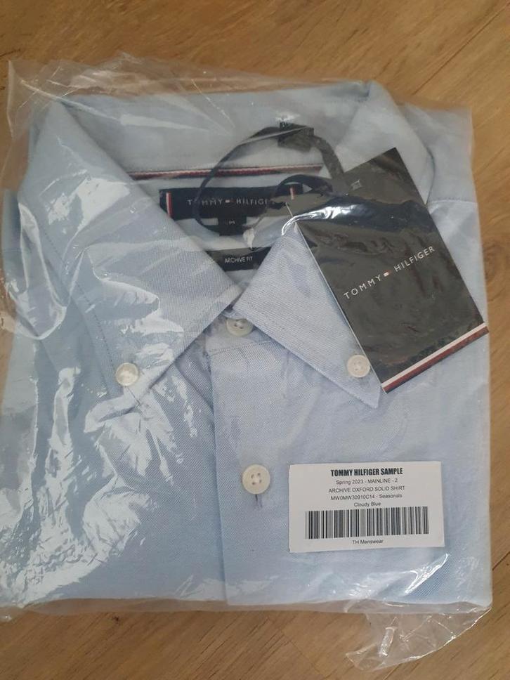 Tommy Hilfiger Sample Overhemd M - Lichtblauw, Kleding | Heren, Overhemden, Nieuw, Halswijdte 39/40 (M), Blauw, Ophalen of Verzenden