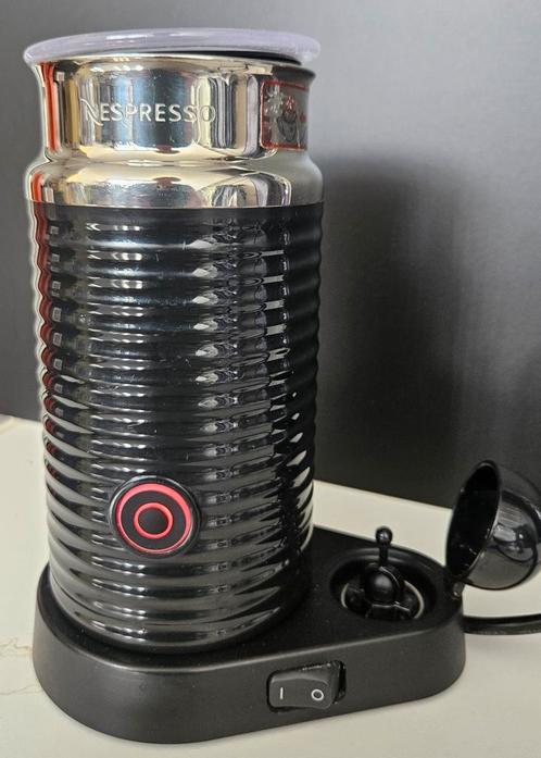 Nespresso Aeroccino melkopschuimer 3194, Witgoed en Apparatuur, Melkopschuimers, Zo goed als nieuw, Elektrische melkopschuimer