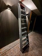 ALTREX trap NIEUW 2x10 treden, Doe-het-zelf en Verbouw, Ladders en Trappen, Ophalen of Verzenden, Zo goed als nieuw, Minder dan 2 meter