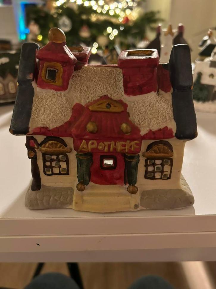 Kerstdorp huisje van steen met lichtje, Diversen, Kerst, Zo goed als nieuw, Ophalen of Verzenden