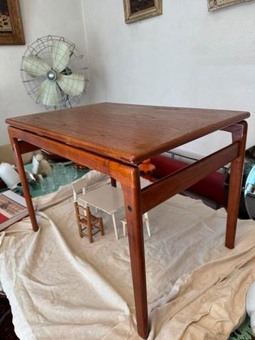 Coffeetable,Deens Design,zeventies,Mid-Century,vintage,teak beschikbaar voor biedingen