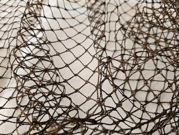 Oude Franse bruine VOILE voor hoeden / mesh tule mazen      beschikbaar voor biedingen