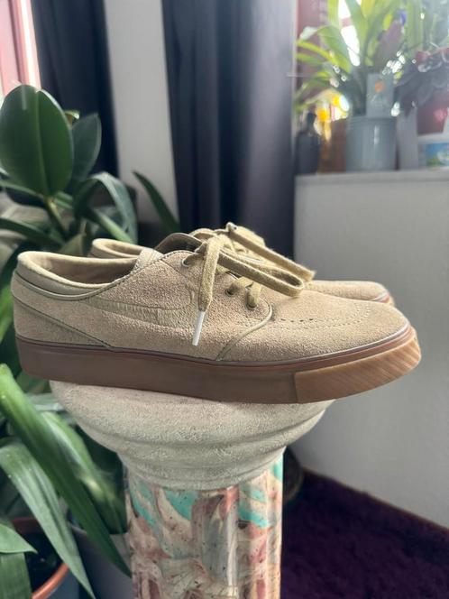 NIKE STEFAN JANOSKI SKATEBOARDING SHOES maat 40, Kleding | Heren, Schoenen, Zo goed als nieuw, Sportschoenen, Ophalen of Verzenden