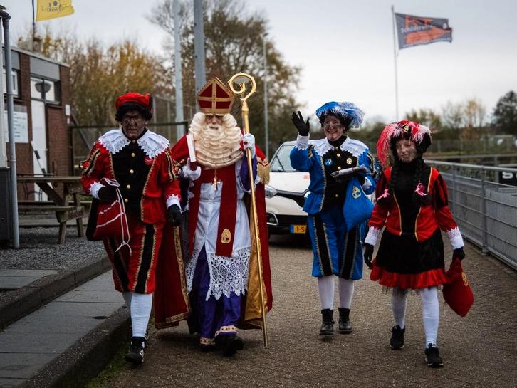 Sinterklaas in Hoorn en omstreken, Diversen, Sinterklaas, Nieuw, Ophalen