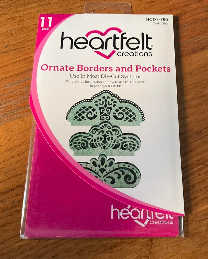 Heartfelt Creations Ornate Borders and Pockets, Ophalen of Verzenden, Zo goed als nieuw, Overige thema's, Pons of Mal