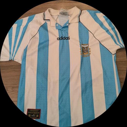 Vintage Argentinië voetbalshirt – Adidas – zeldzaam retro mo, Verzamelen, Sportartikelen en Voetbal, Zo goed als nieuw, Shirt