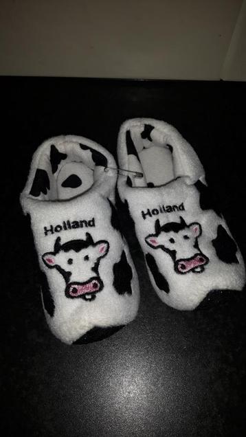 nieuw koeien klompen sloffen (binnenzool maat 13.5 a 14 cm) beschikbaar voor biedingen