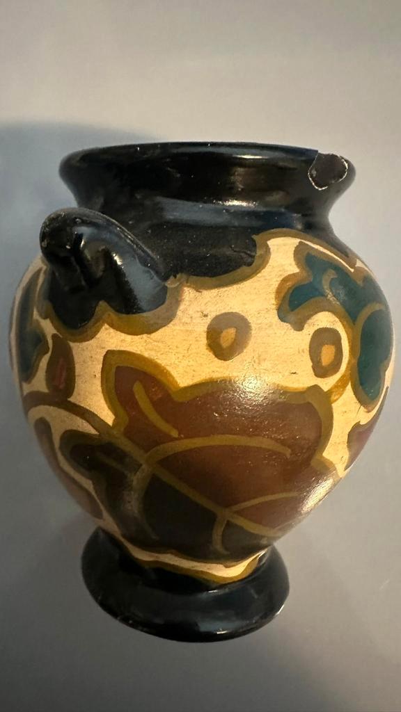 Gouda plateel vaas Arnhemse fayence fabriek, Antiek en Kunst, Antiek | Vazen, Ophalen of Verzenden