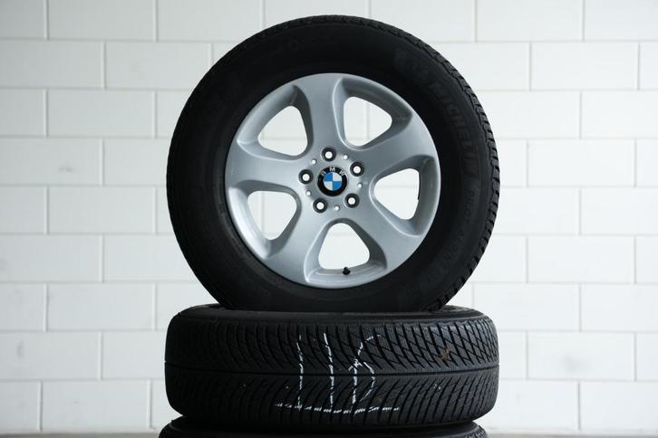 BMW X5 e53 winterbanden 17inch/Michelin 6mm+, Auto-onderdelen, Banden en Velgen, Velg(en), Winterbanden, 17 inch, 225 mm, Personenwagen