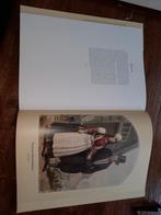 Boek Nederlandse Klederdrachten + litho van Schokland., Ophalen, Valentin Bing en Braet von Ueberfeldt